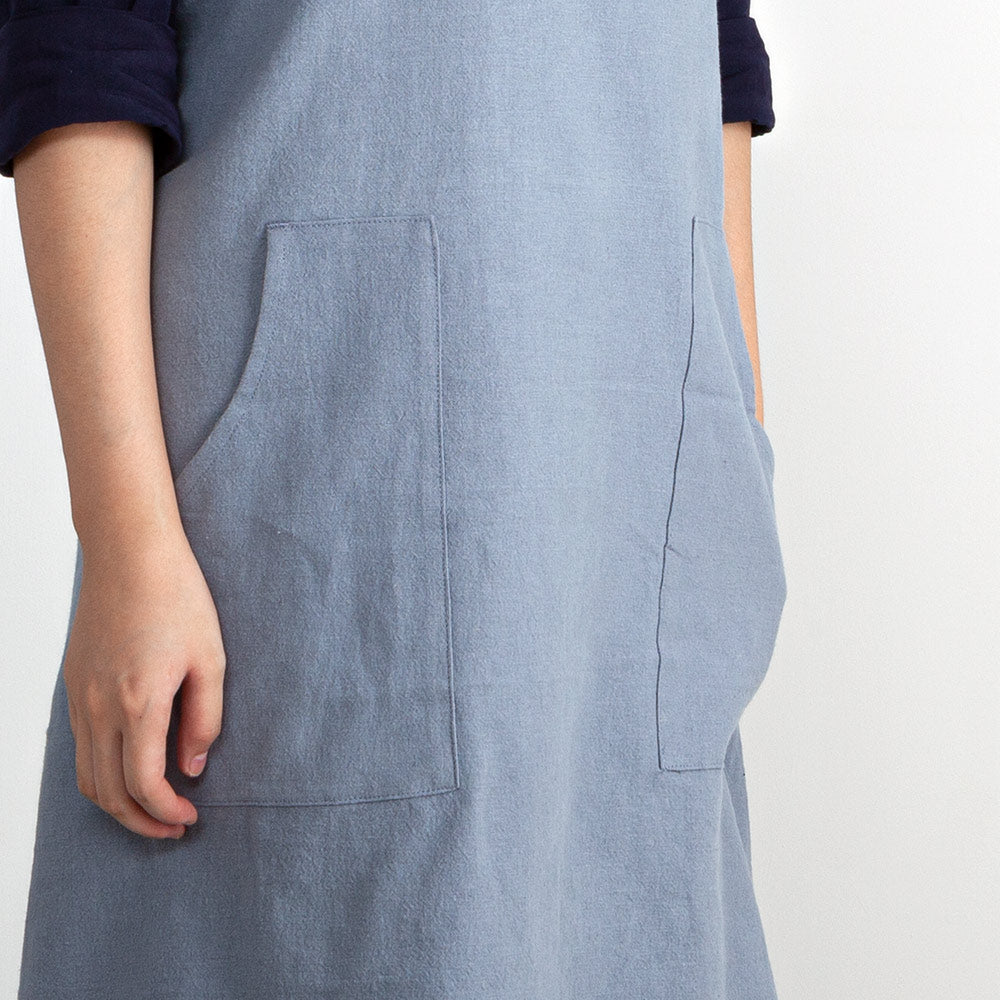 Cross-back Linen Apron – ATLINIA